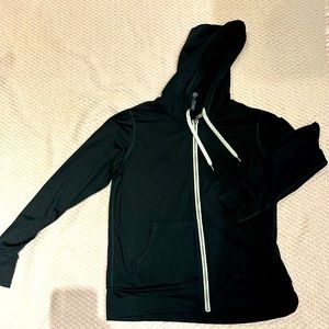 Vuori lightweight zip up hoodie